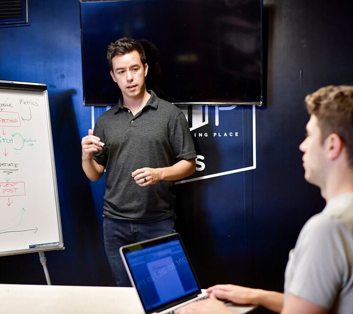BEST FREE TOOLS FOR A STARTUP BUSINESS