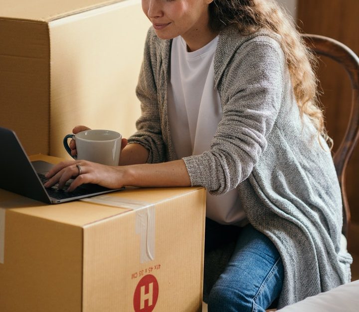 HOW TO PACK A COMPUTER FOR MOVING
