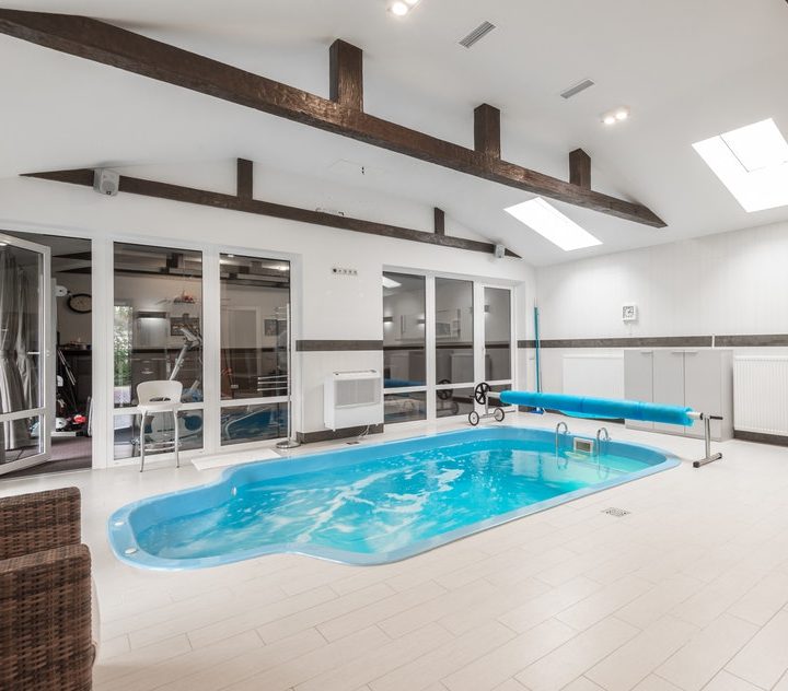 HOW TO STORE POOL EQUIPMENT?