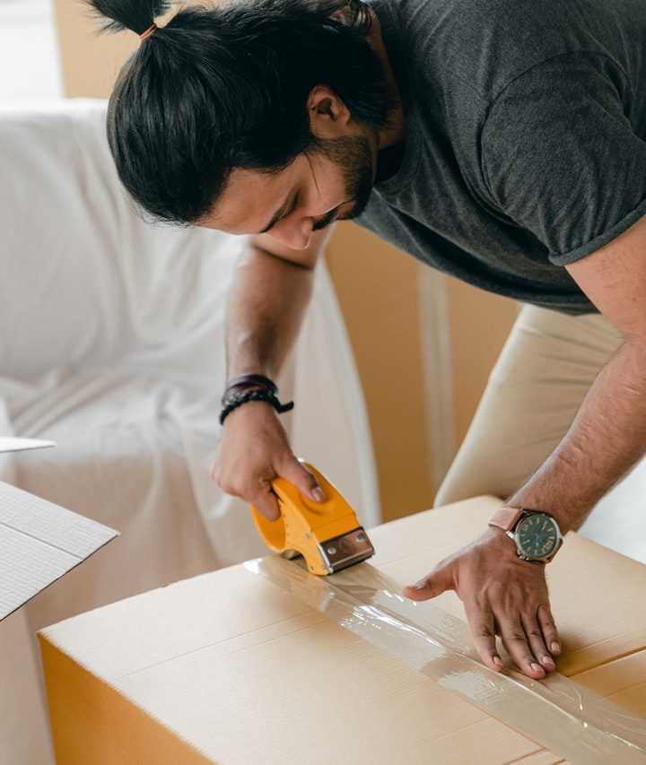 Basic Tools And Cleaning Supplies Required To Relocate