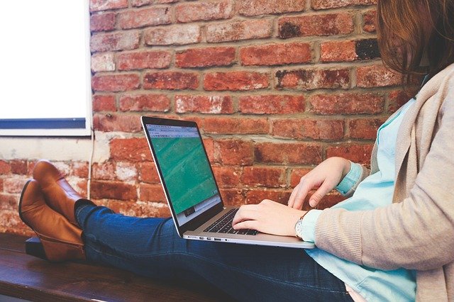 How to deal with and dodge PR emergencies effortlessly?